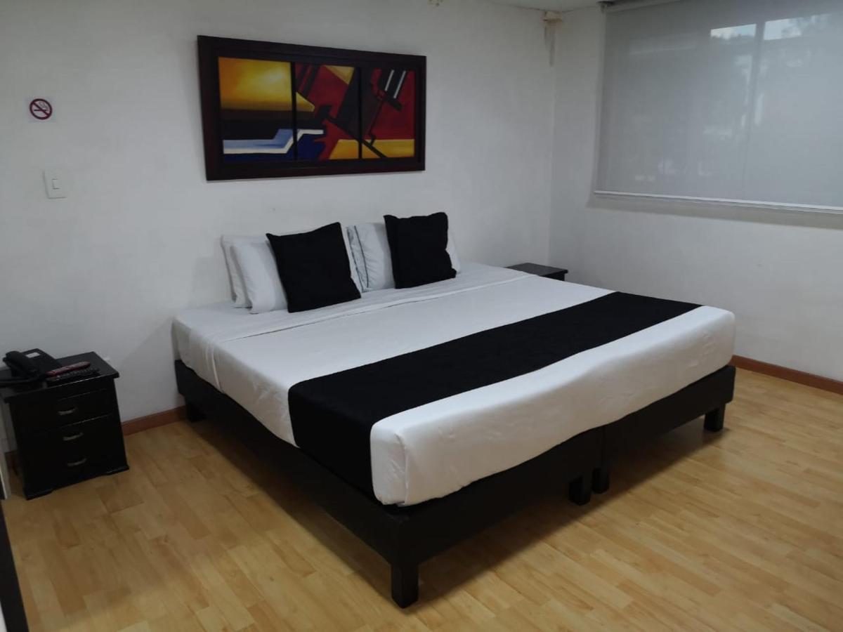 Hotel Santiago Plaza Bogota Exterior photo